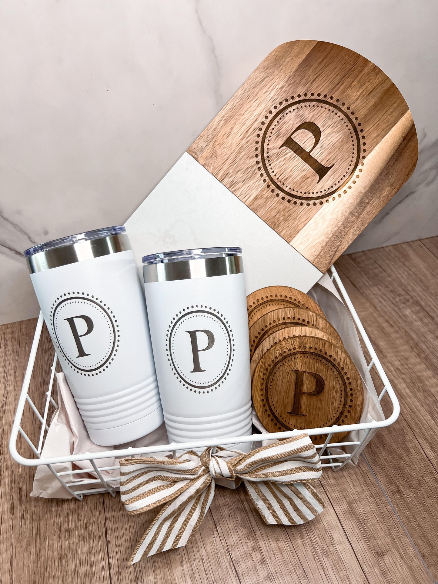 DOT INITIAL GIFT BASKET
